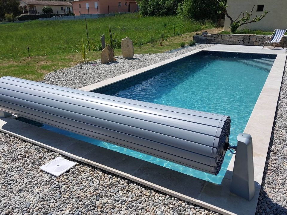 Piscine béton